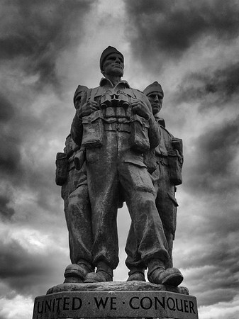 Commando monument